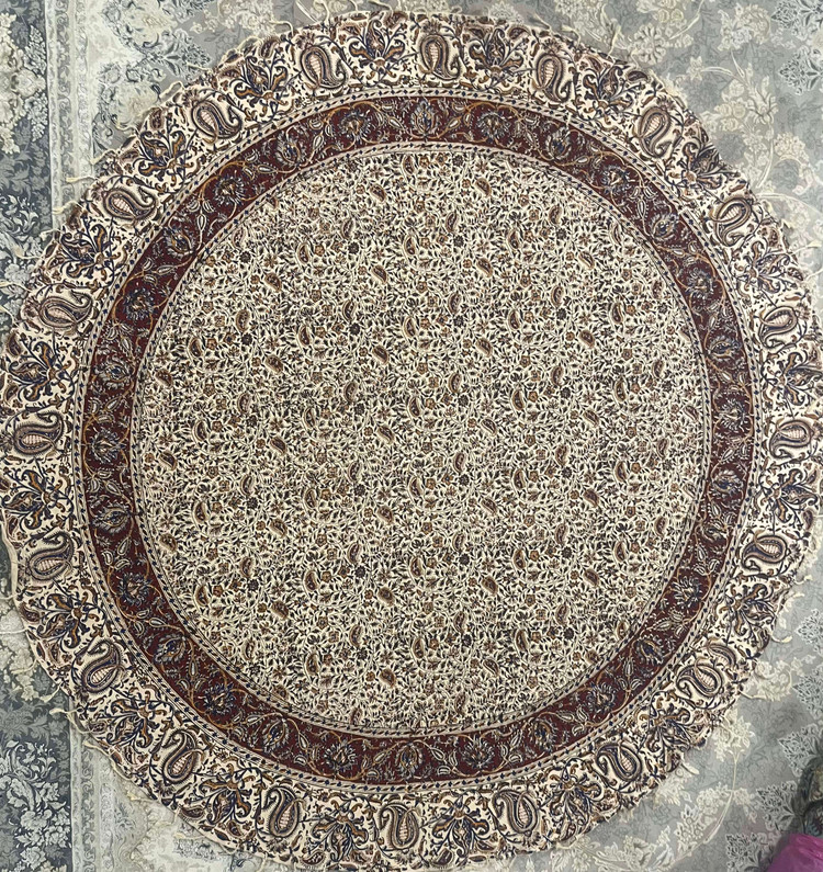 رومیزی گرد قلمکار اصفهانی قطر 120 مدل 2