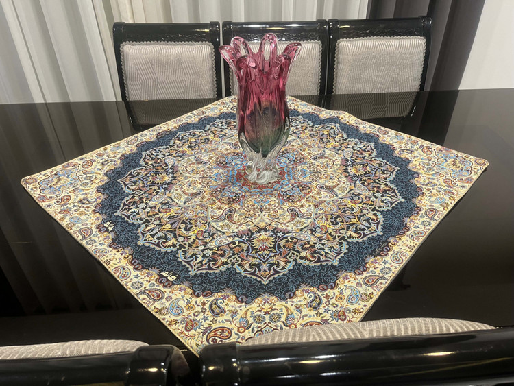 رومیزی مربع رنگین کمان رنگ سرمه ای، آبی