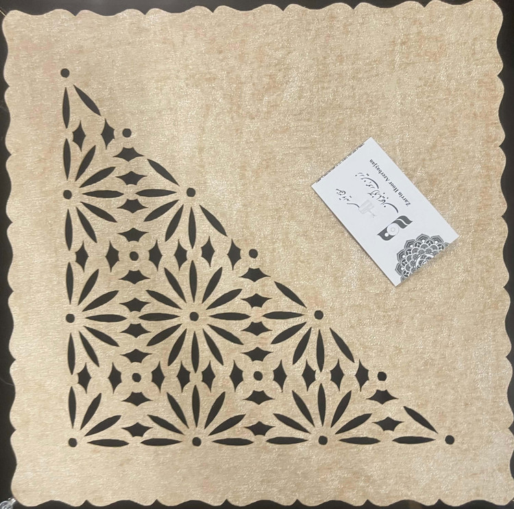 رومیزی عسلی مخمل طرح ستاره رنگ نسکافه ای