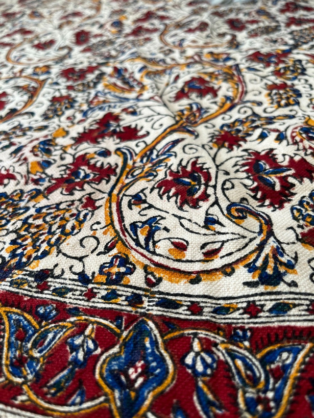 رومیزی گرد قلمکار اصفهانی قطر 100 مدل 2