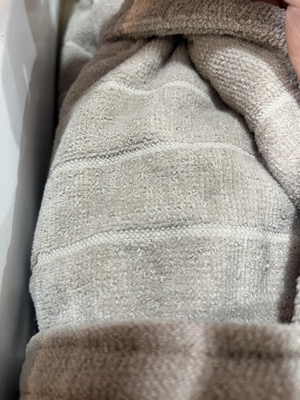 حوله تن پوش تک دئور رنگ کرم (خاکی)