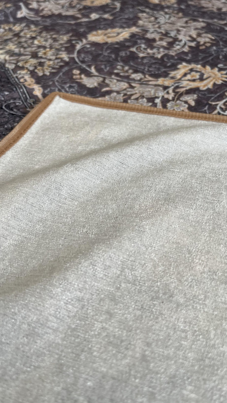 زیرسفره ای عروس جنس مخمل رنگ کرم شکلاتی