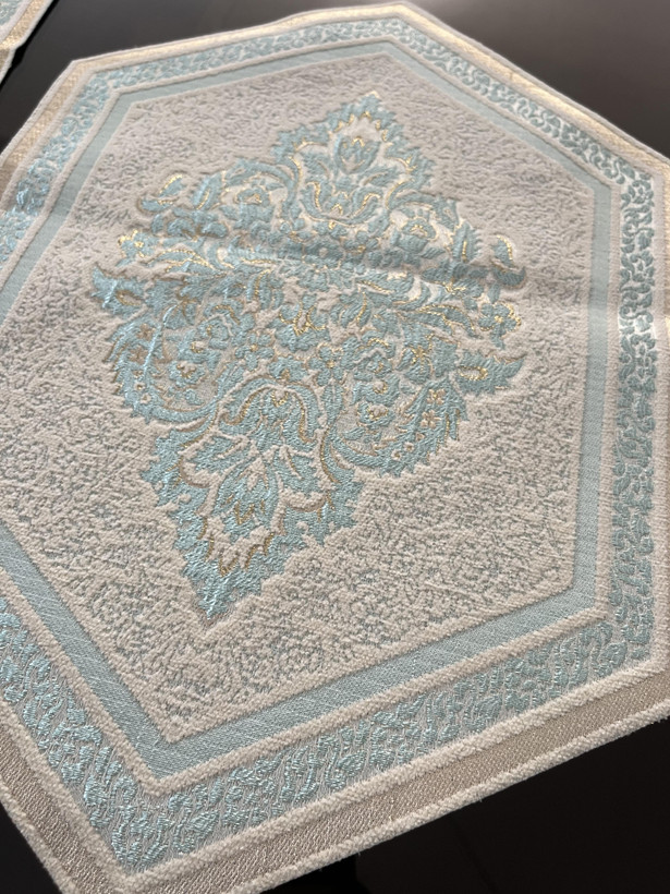 رومیزی مخمل زرکوب 4 تیکه رنگ سبز آبی شاین مدل پرواز
